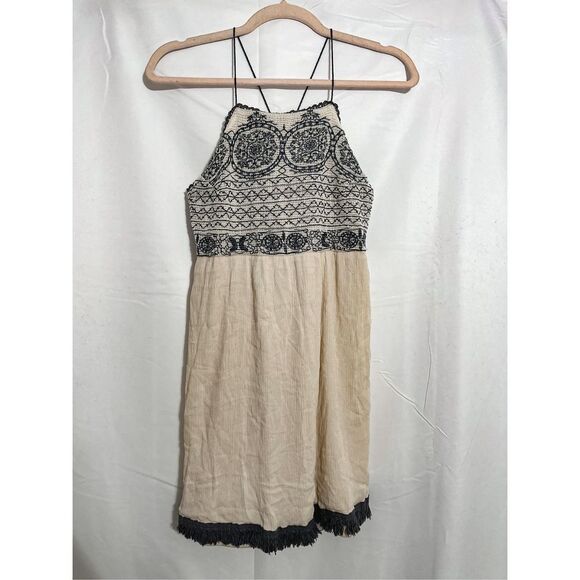 Bohemian Embroidered Halter Top - Black and Cream - Picture 6 of 7